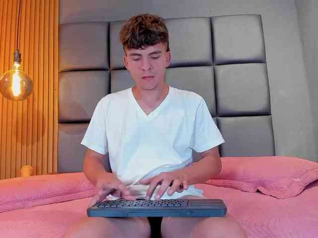 RUBY-ROSS webcam