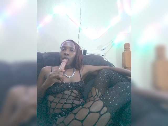 Best-squirt live cam on BongaCams