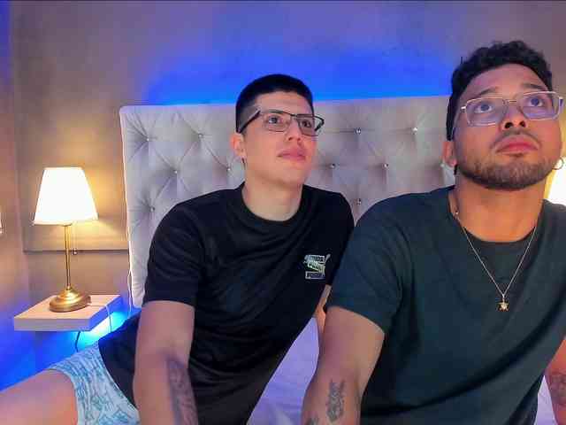 Duo_hot