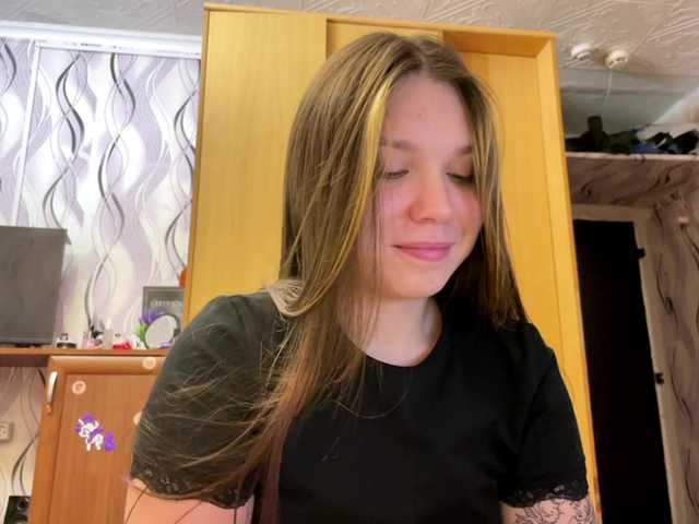 SunshineDice live cam on BongaCams