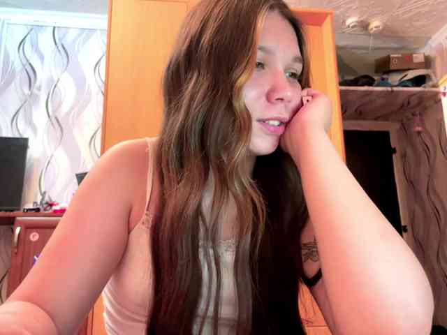 SunshineDice Live Webcam on BongaCams