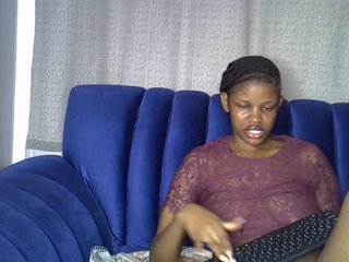 Sexxyylips Porn Show