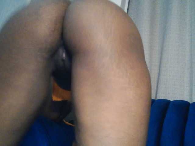 Sexxyylips live cam on BongaCams