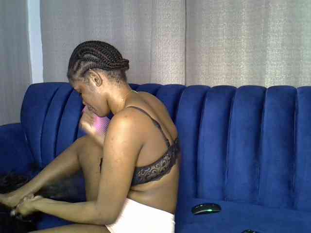 Sexxyylips webcam