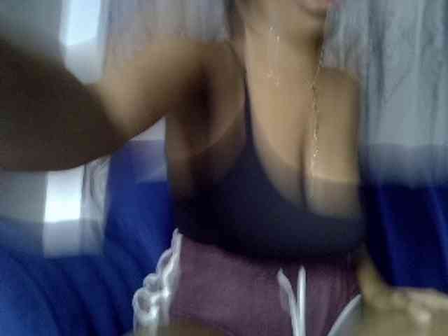 Sexxyylips webcam
