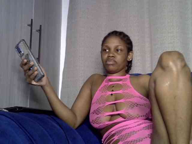 Sexxyylips webcam