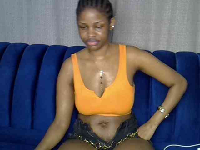 Model: Sexxyylips