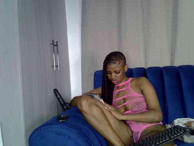 Sexxyylips webcam