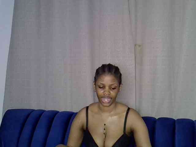 Sexxyylips webcam