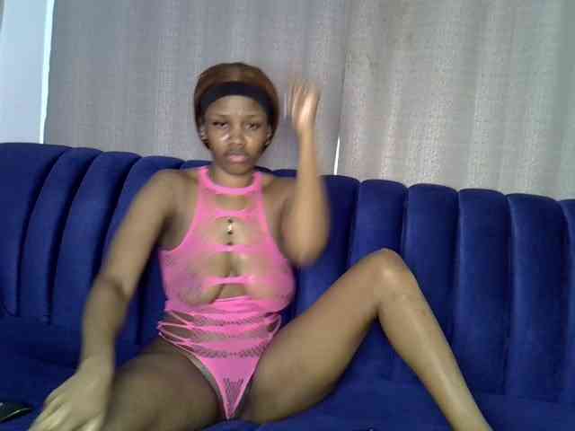 Sexxyylips Live Webcam on BongaCams