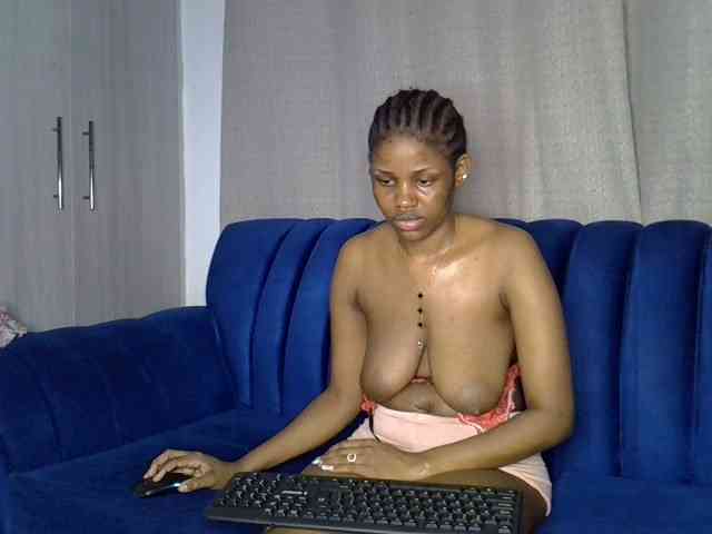 Sexxyylips webcam