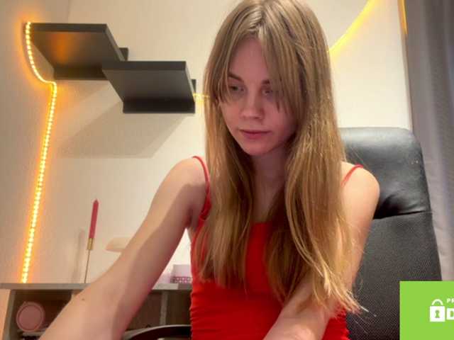 SunStrike live cam on BongaCams