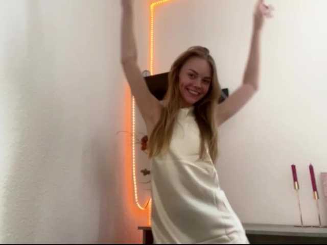SunStrike live cam on BongaCams