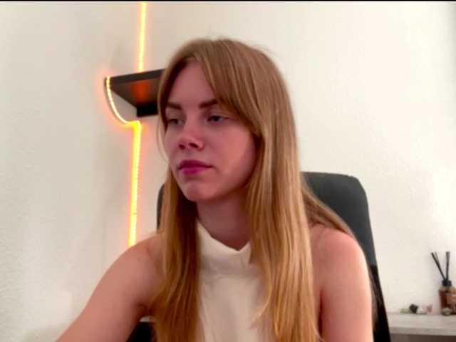 SunStrike live cam on BongaCams