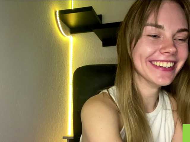 SunStrike live cam on BongaCams