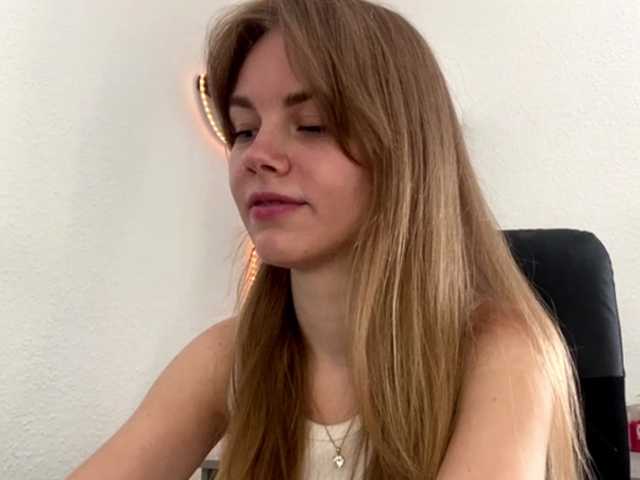 SunStrike live cam on BongaCams