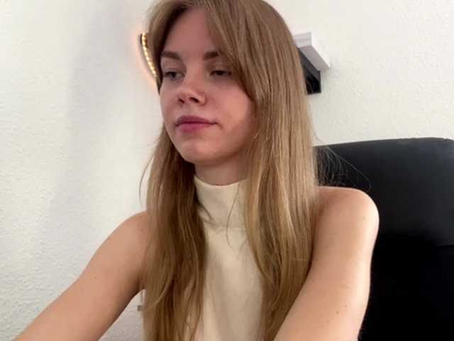 SunStrike live cam on BongaCams