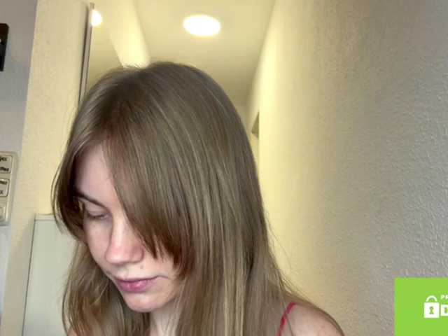 SunStrike live cam on BongaCams