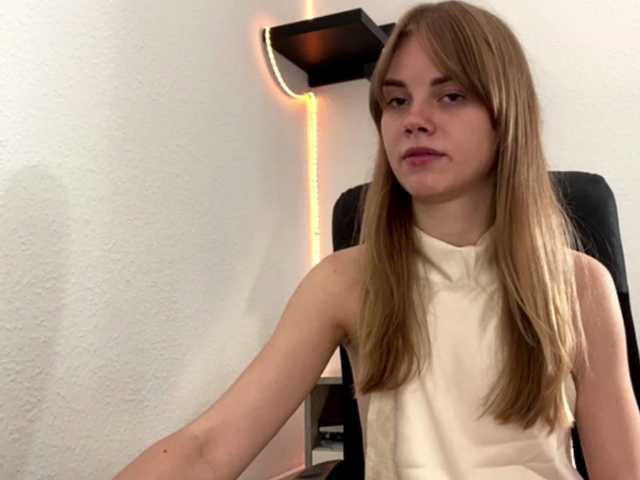 SunStrike live cam on BongaCams