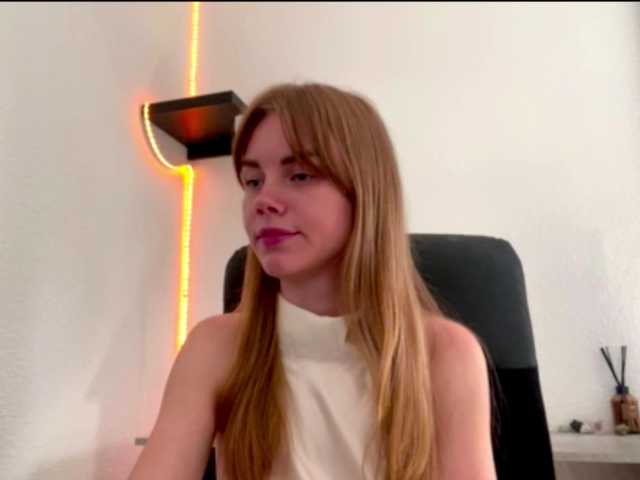 SunStrike live cam on BongaCams