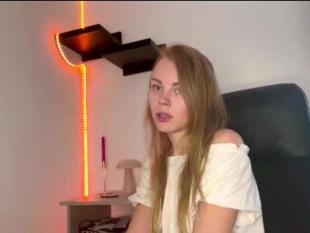 SunStrike live cam on BongaCams