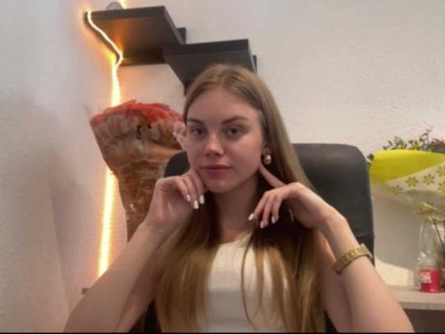 SunStrike live cam on BongaCams