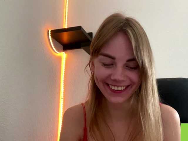 SunStrike live cam on BongaCams