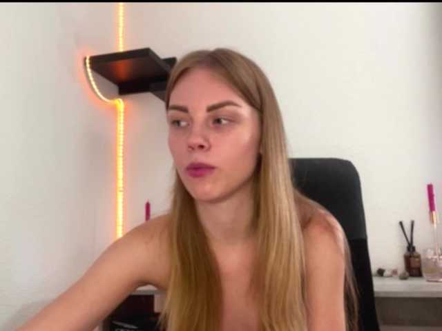 SunStrike live cam on BongaCams