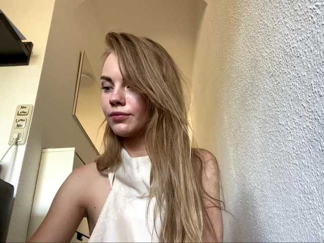SunStrike live cam on BongaCams