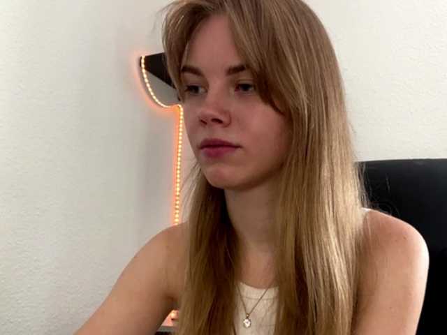 SunStrike live cam on BongaCams