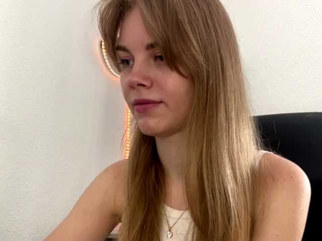 SunStrike live cam on BongaCams