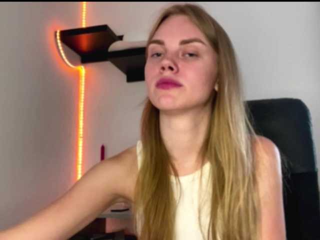 SunStrike live cam on BongaCams