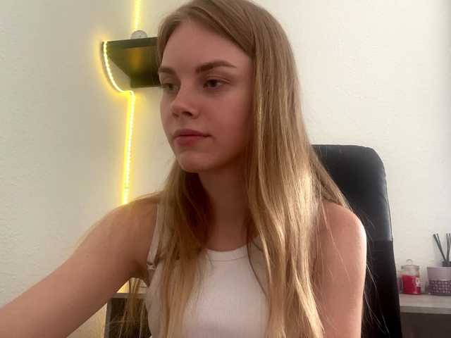 SunStrike live cam on BongaCams