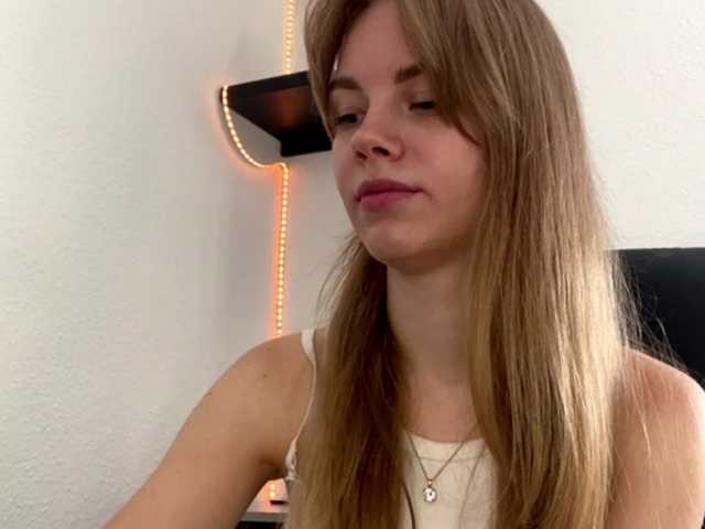 SunStrike live cam on BongaCams