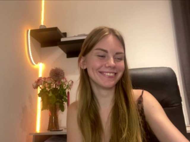 SunStrike live cam on BongaCams