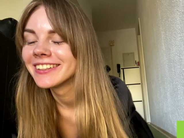 SunStrike live cam on BongaCams