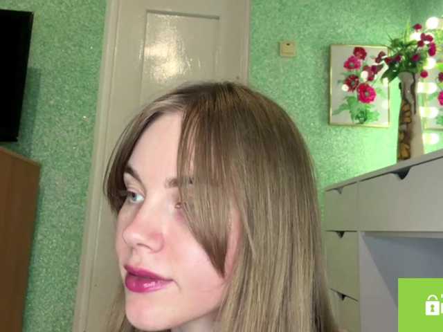 SunStrike live cam on BongaCams