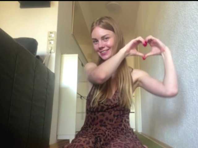 SunStrike live cam on BongaCams