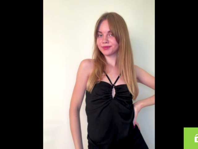SunStrike live cam on BongaCams