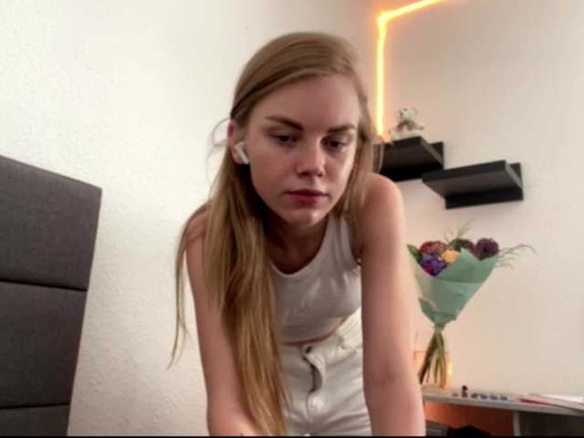 SunStrike live cam on BongaCams