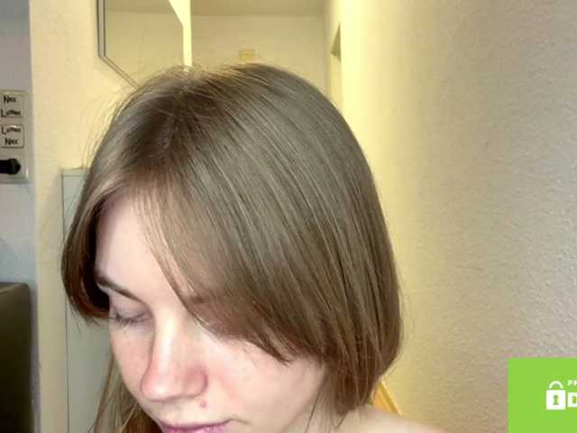 SunStrike live cam on BongaCams
