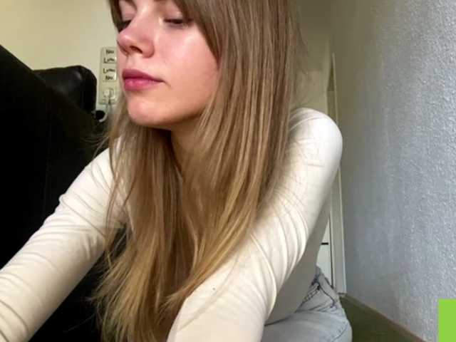 SunStrike live cam on BongaCams
