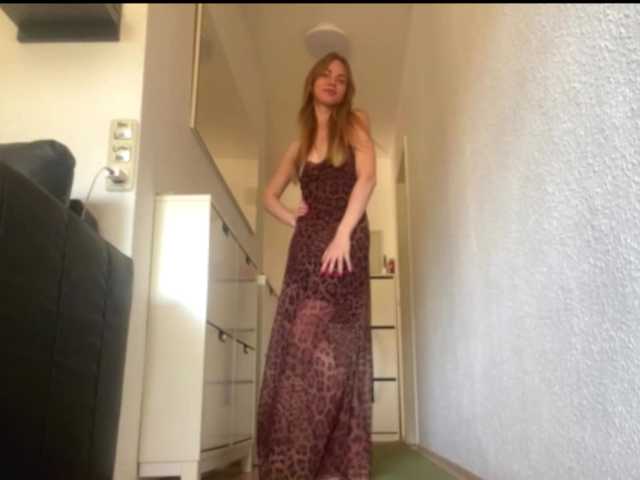 SunStrike live cam on BongaCams