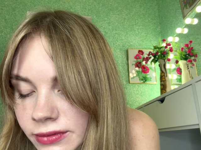 SunStrike live cam on BongaCams