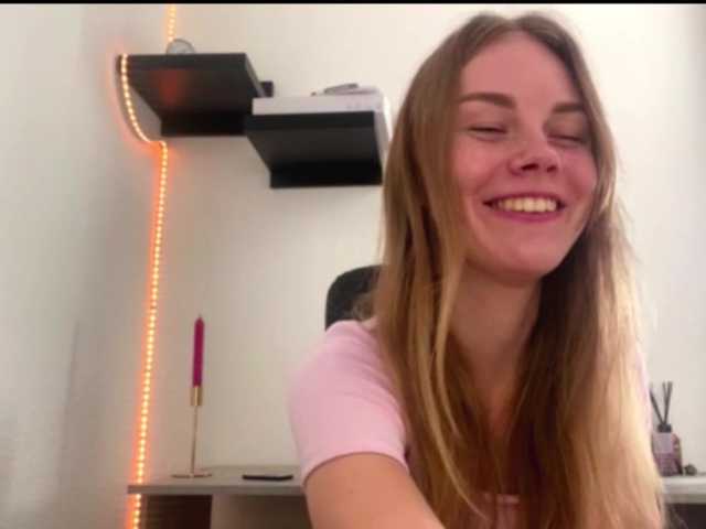 SunStrike live cam on BongaCams