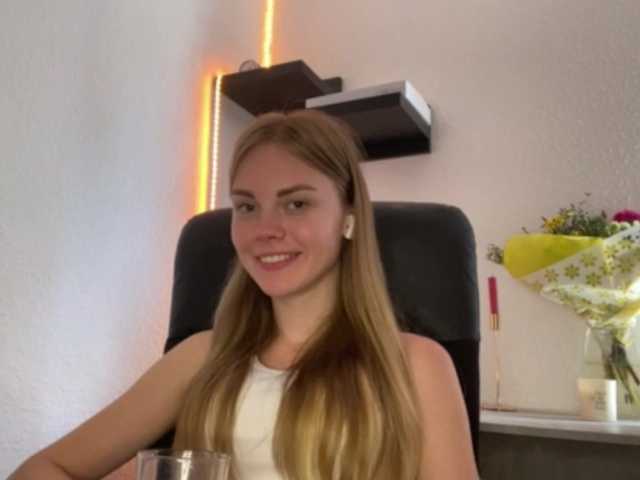 SunStrike live cam on BongaCams