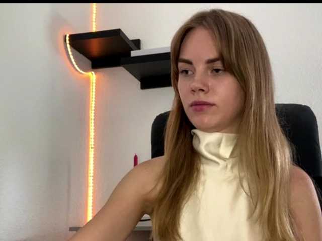 SunStrike live cam on BongaCams