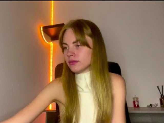 SunStrike live cam on BongaCams