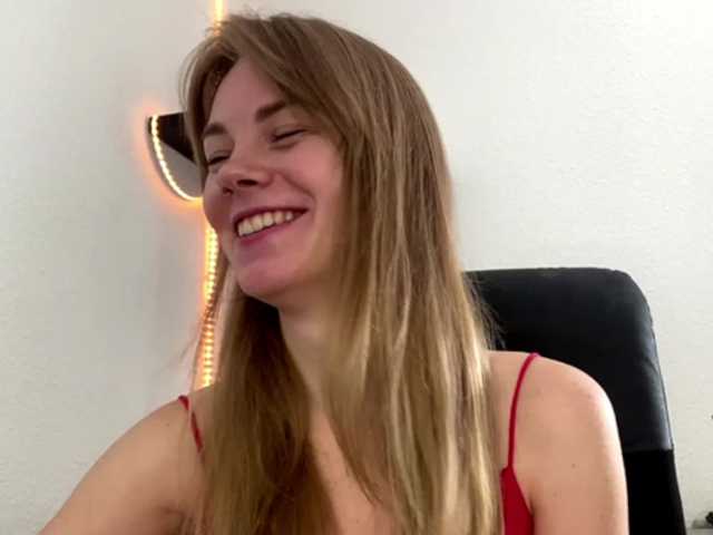 SunStrike live cam on BongaCams