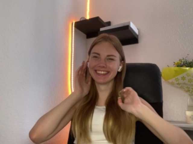 SunStrike live cam on BongaCams